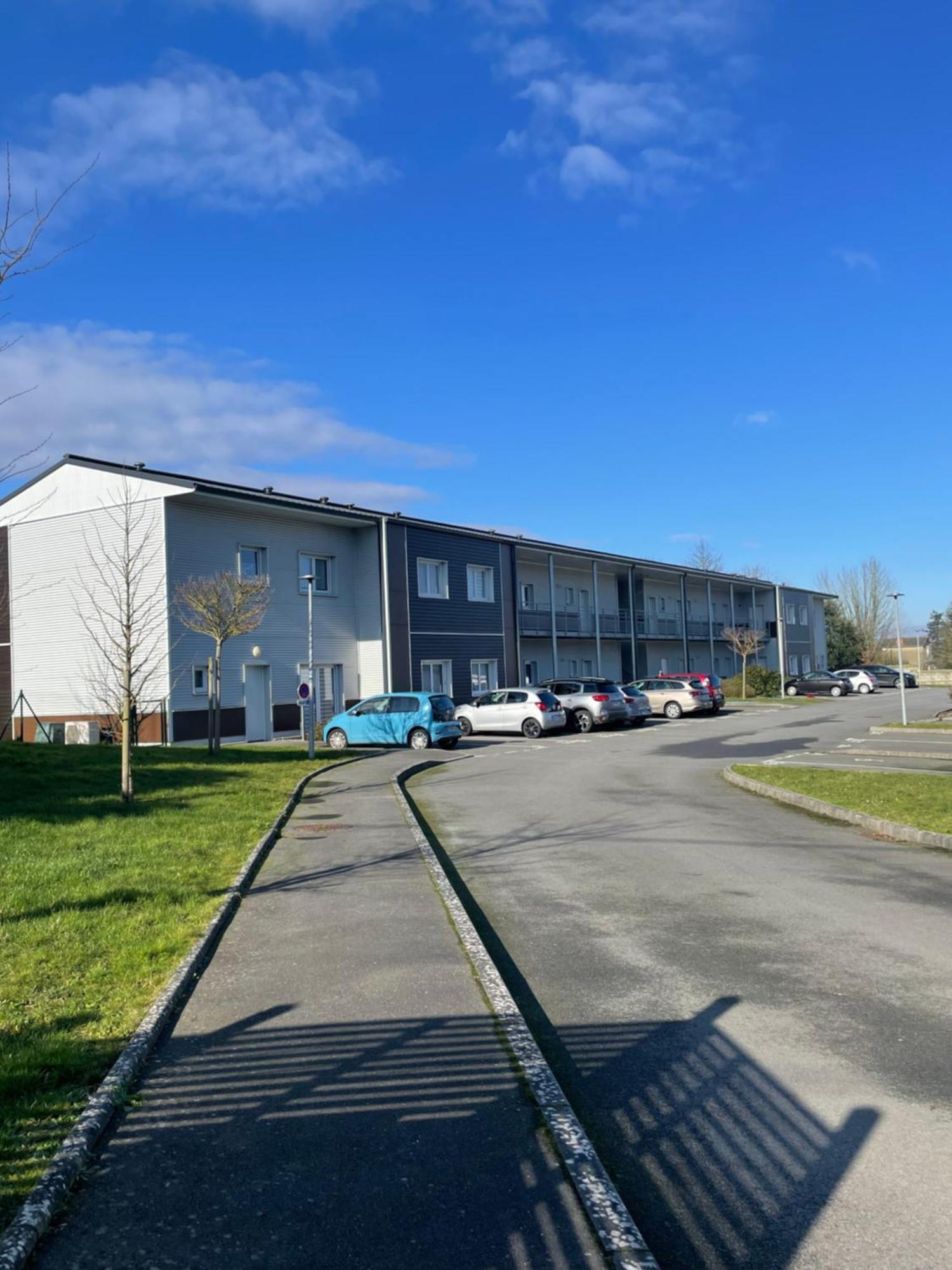 Apartamento Le Jardin De Broceliande Ploërmel Exterior foto